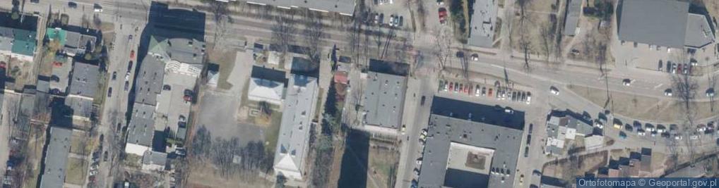 Zdjęcie satelitarne Paczkomat InPost LOD42N