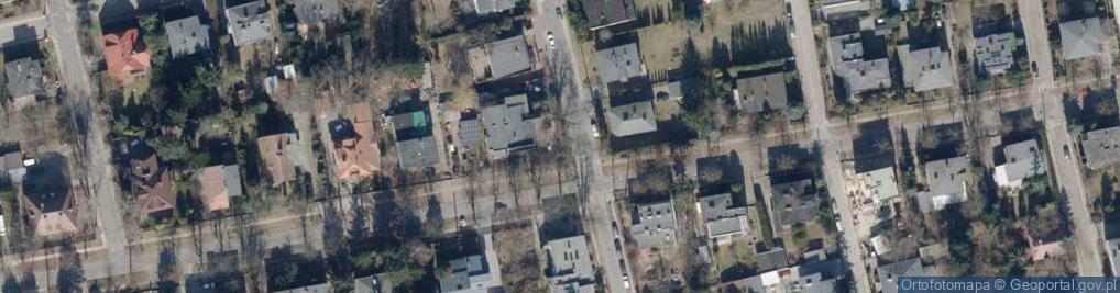 Zdjęcie satelitarne Paczkomat InPost LOD55BAPP