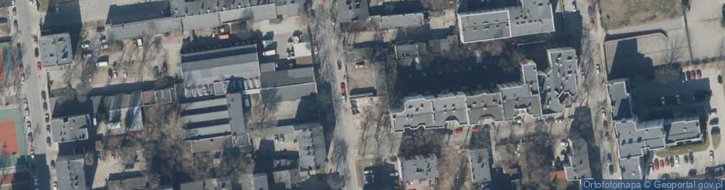 Zdjęcie satelitarne Paczkomat InPost LOD69N