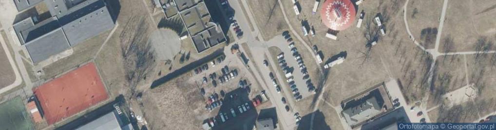 Zdjęcie satelitarne Paczkomat InPost LOD95M