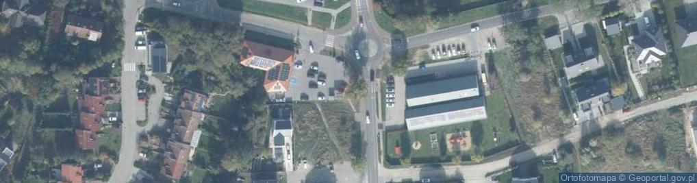 Zdjęcie satelitarne Paczkomat InPost LOK01BAPP