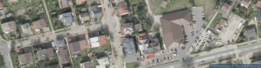 Zdjęcie satelitarne Paczkomat InPost LOM05BAPP