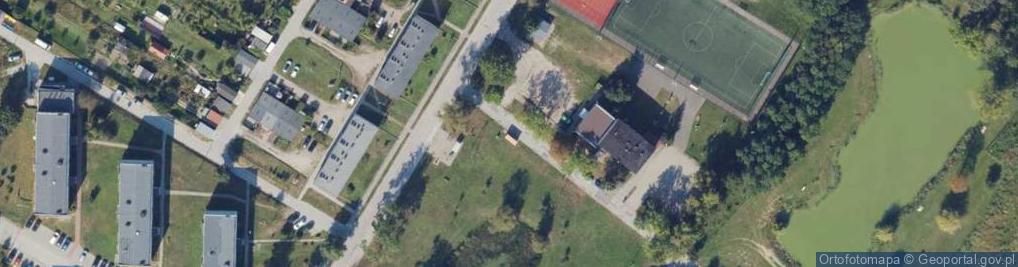 Zdjęcie satelitarne Paczkomat InPost LOR01G