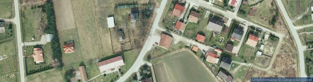 Zdjęcie satelitarne Paczkomat InPost LTA01M