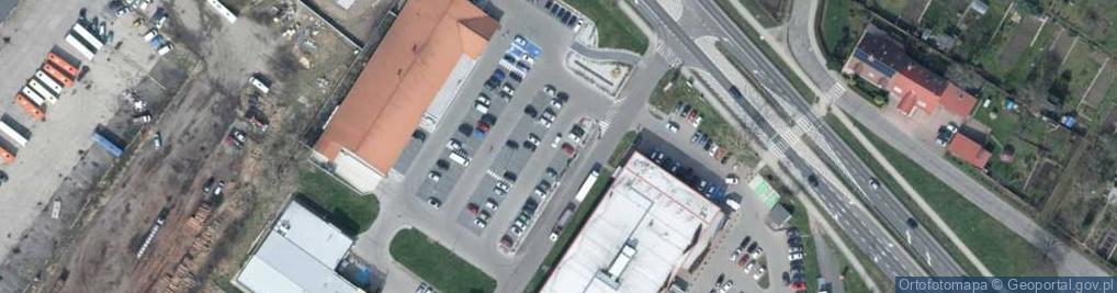 Zdjęcie satelitarne Paczkomat InPost LUA04M