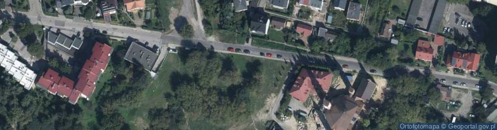 Zdjęcie satelitarne Paczkomat InPost LUB27M