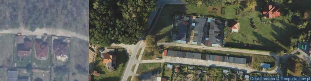 Zdjęcie satelitarne Paczkomat InPost LXZ01B