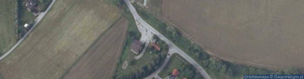 Zdjęcie satelitarne Paczkomat InPost LYN01M