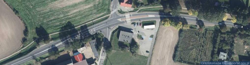 Zdjęcie satelitarne Paczkomat InPost LYQ01M