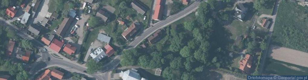 Zdjęcie satelitarne Paczkomat InPost LZI01M