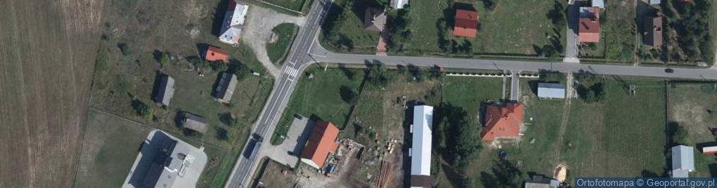 Zdjęcie satelitarne Paczkomat InPost MAJS01M