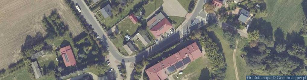 Zdjęcie satelitarne Paczkomat InPost MAKQ01BAPP