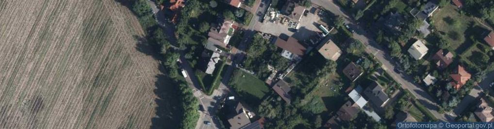 Zdjęcie satelitarne Paczkomat InPost MCA01M