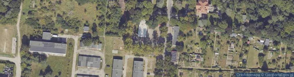 Zdjęcie satelitarne Paczkomat InPost MDY11M