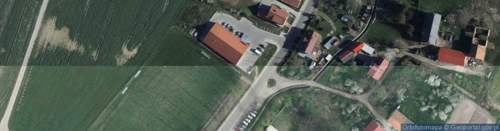 Zdjęcie satelitarne Paczkomat InPost MEO01M