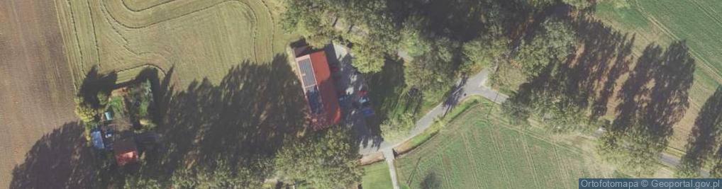 Zdjęcie satelitarne Paczkomat InPost MKY01M