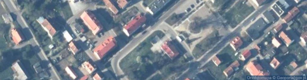 Zdjęcie satelitarne Paczkomat InPost MLY01G