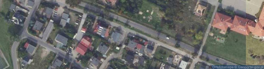 Zdjęcie satelitarne Paczkomat InPost MUG04M