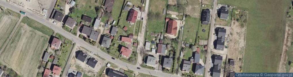 Zdjęcie satelitarne Paczkomat InPost MYS17M