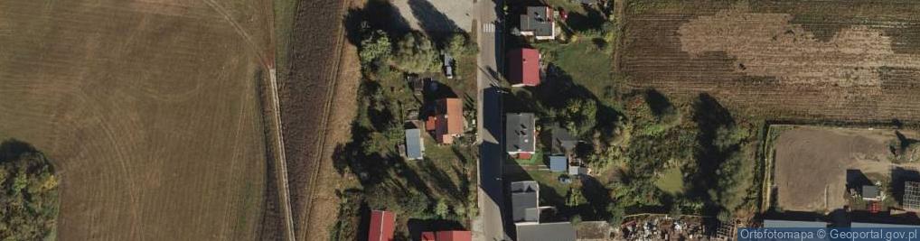 Zdjęcie satelitarne Paczkomat InPost NEWI01M