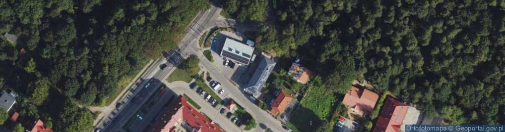 Zdjęcie satelitarne Paczkomat InPost OLS64M