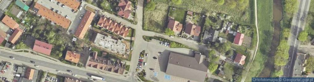 Zdjęcie satelitarne Paczkomat InPost OLW03N