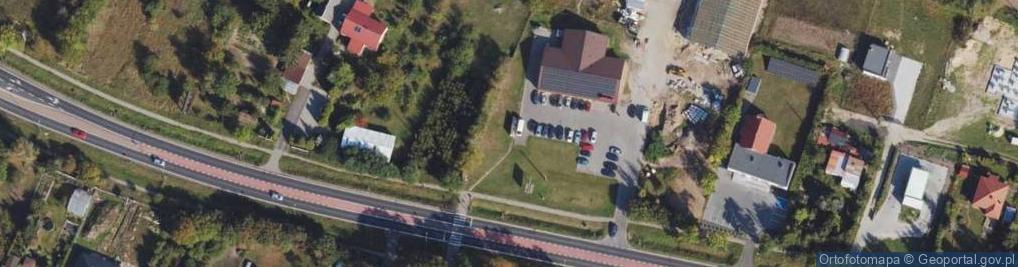 Zdjęcie satelitarne Paczkomat InPost OOO01M