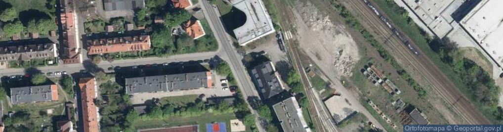 Zdjęcie satelitarne Paczkomat InPost OPO10M