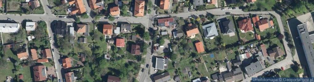 Zdjęcie satelitarne Paczkomat InPost OPO11A