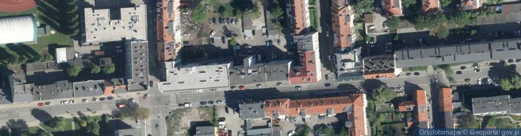 Zdjęcie satelitarne Paczkomat InPost OPO56M