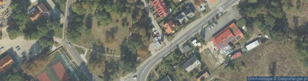 Zdjęcie satelitarne Paczkomat InPost ORM01G