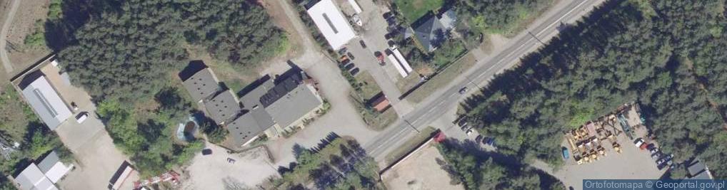 Zdjęcie satelitarne Paczkomat InPost OSM03M