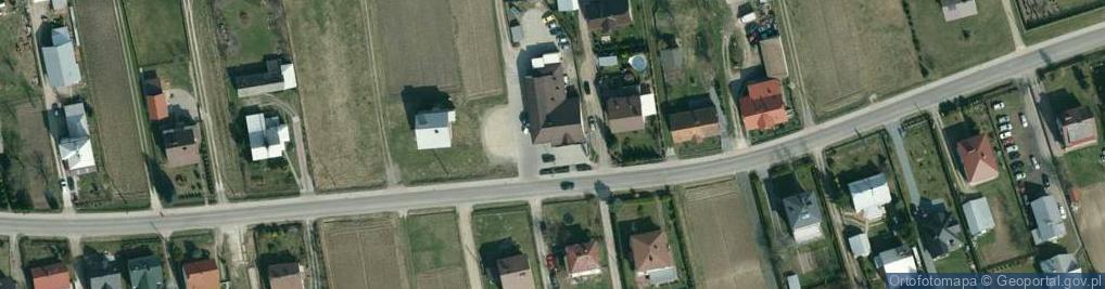 Zdjęcie satelitarne Paczkomat InPost PLZ02M