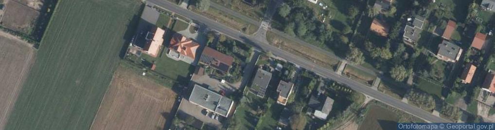 Zdjęcie satelitarne Paczkomat InPost POZ04BAPP