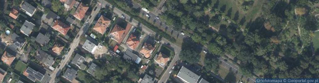 Zdjęcie satelitarne Paczkomat InPost POZ138M