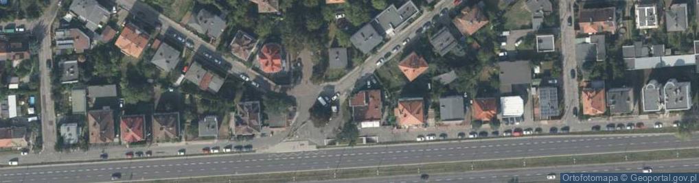 Zdjęcie satelitarne Paczkomat InPost POZ146M