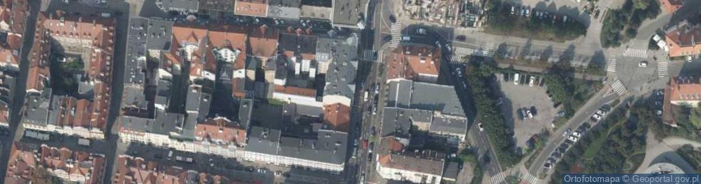 Zdjęcie satelitarne Paczkomat InPost POZ19HP