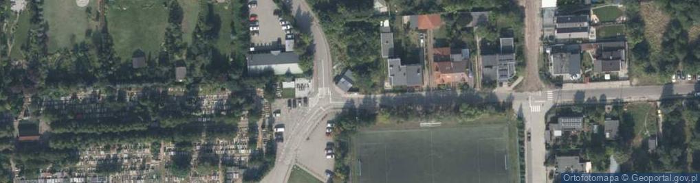 Zdjęcie satelitarne Paczkomat InPost POZ233M