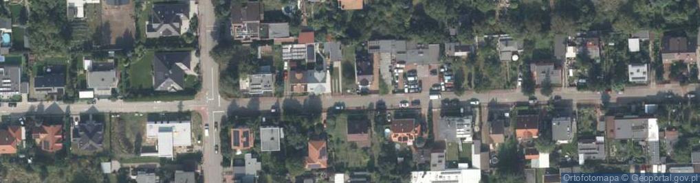 Zdjęcie satelitarne Paczkomat InPost POZ23BAPP