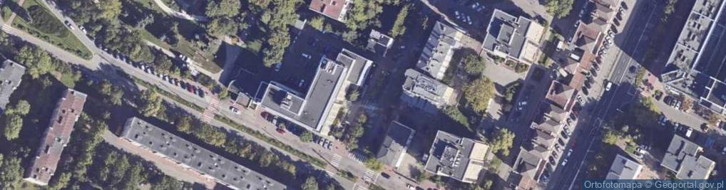 Zdjęcie satelitarne Paczkomat InPost PRU06M