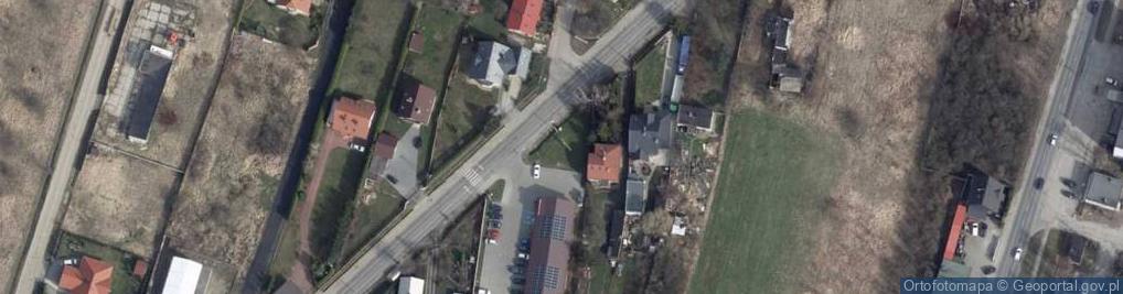 Zdjęcie satelitarne Paczkomat InPost PTR02M