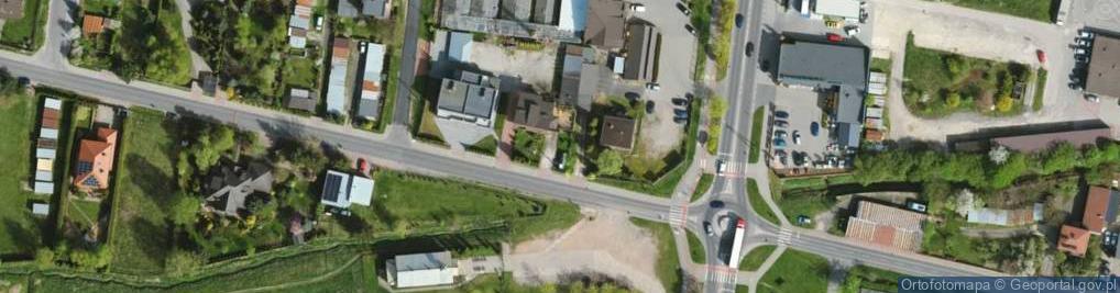 Zdjęcie satelitarne Paczkomat InPost PTR11M