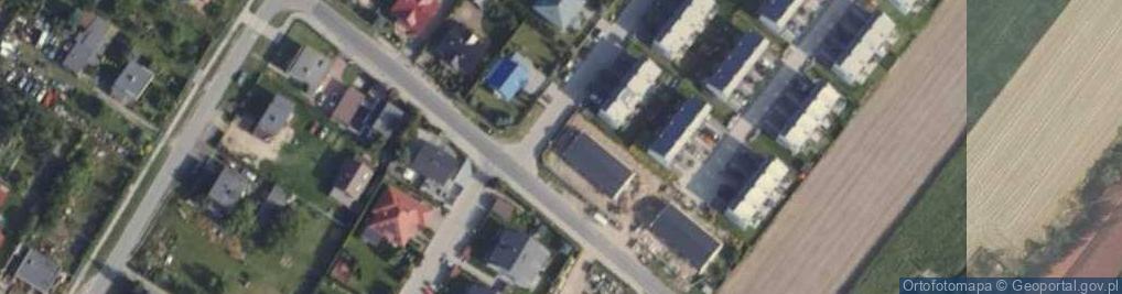 Zdjęcie satelitarne Paczkomat InPost ROA01A