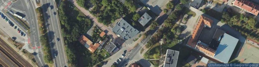 Zdjęcie satelitarne Paczkomat InPost RUM02A