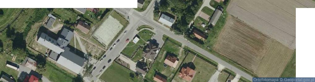 Zdjęcie satelitarne Paczkomat InPost RVA01M