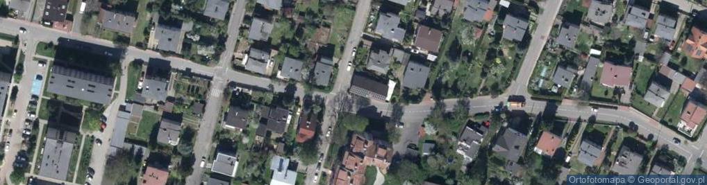 Zdjęcie satelitarne Paczkomat InPost RYB30M