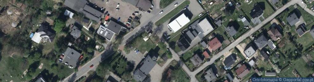 Zdjęcie satelitarne Paczkomat InPost RYB52M