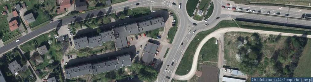 Zdjęcie satelitarne Paczkomat InPost RYB61M