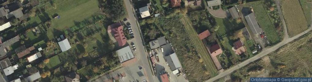 Zdjęcie satelitarne Paczkomat InPost RYC01M