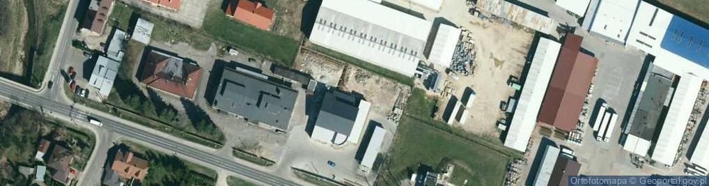 Zdjęcie satelitarne Paczkomat InPost RYM01M